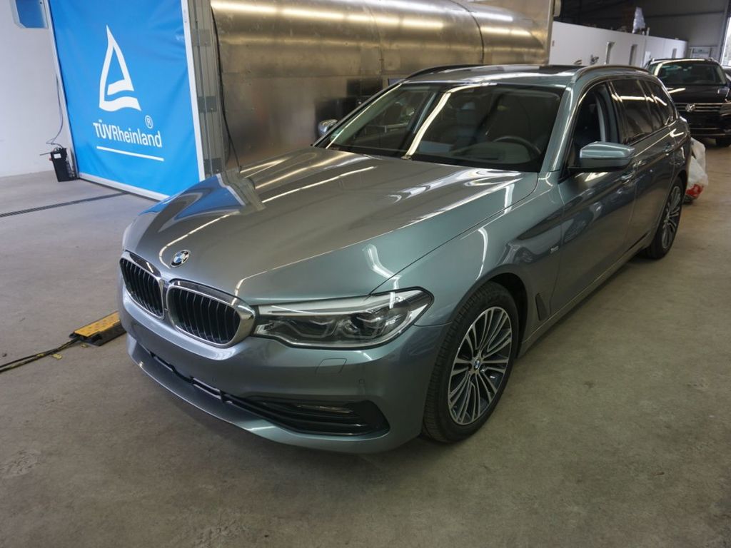 BMW Baureihe 5 Touring 530 d xDrive Sport Line 3.0 195KW AT8 E6 в кредит